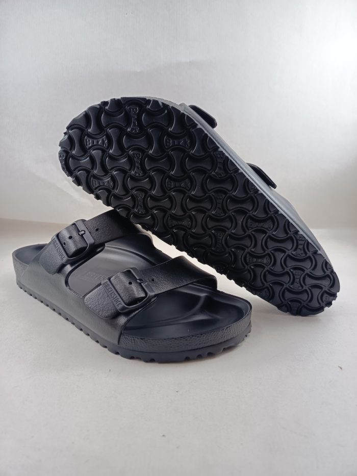 Chancla de eva negra con cierre de doble hebilla, Birkenstock mod. Arizona - Imagen 3