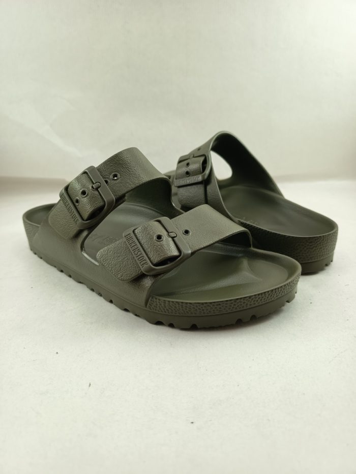 Chancla de eva verde con cierre de doble hebilla, Birkenstock mod. Arizona - Imagen 3