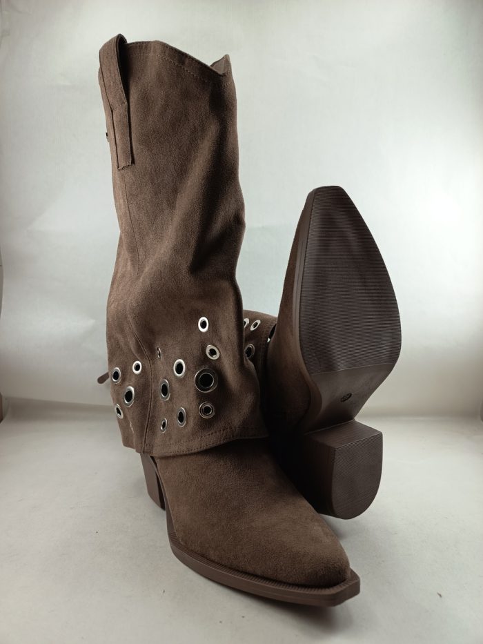 Bota de ante camel con cierre de cremallera, BB up mod. 2479 - Imagen 3