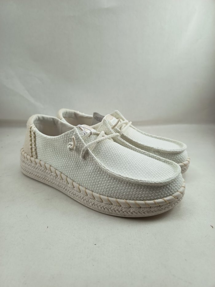 Semi-sport sintetico blanco con cierre de cordon elastico, Dude mod. Wendy