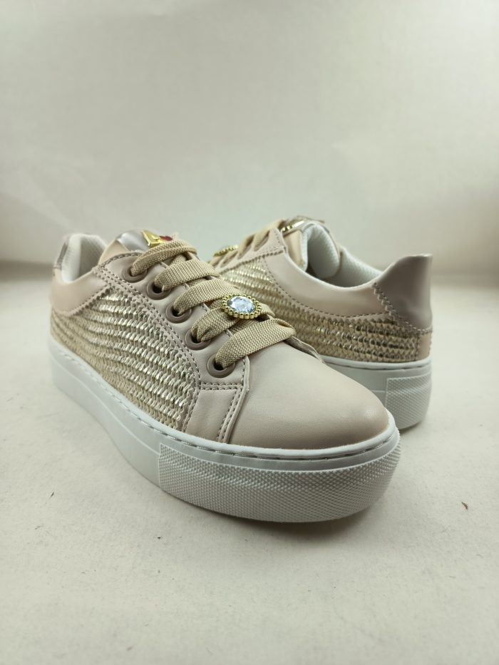 Semi-sport de piel crema con cierre de cordon, Asso mod. 17045 - Imagen 2