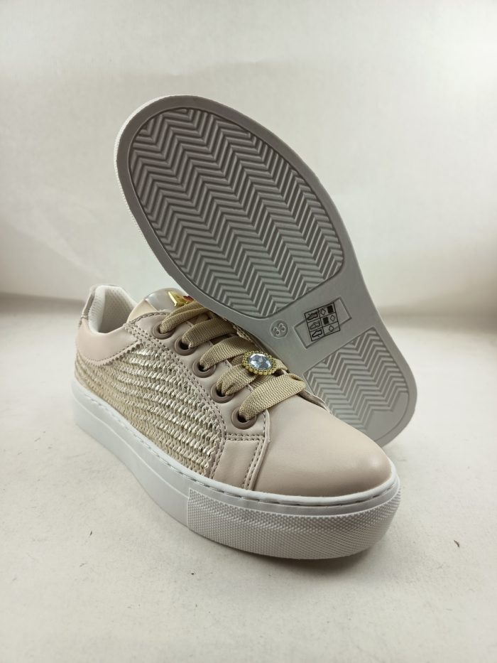 Semi-sport de piel crema con cierre de cordon, Asso mod. 17045 - Imagen 3