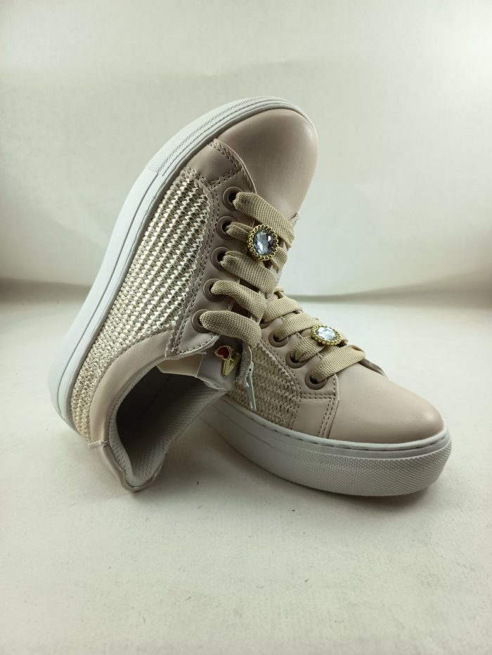 Semi-sport de piel crema con cierre de cordon, Asso mod. 17045 - Imagen 4