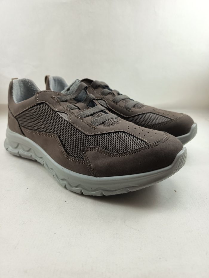 Semi-sport de piel gris con cierre de cordon elastico, Grisport mod. 44518