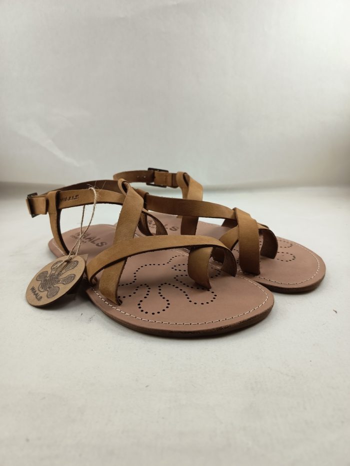 Sandalia barefoot  de piel camel con cierre de hebilla, Waals barefoot mod. Natur