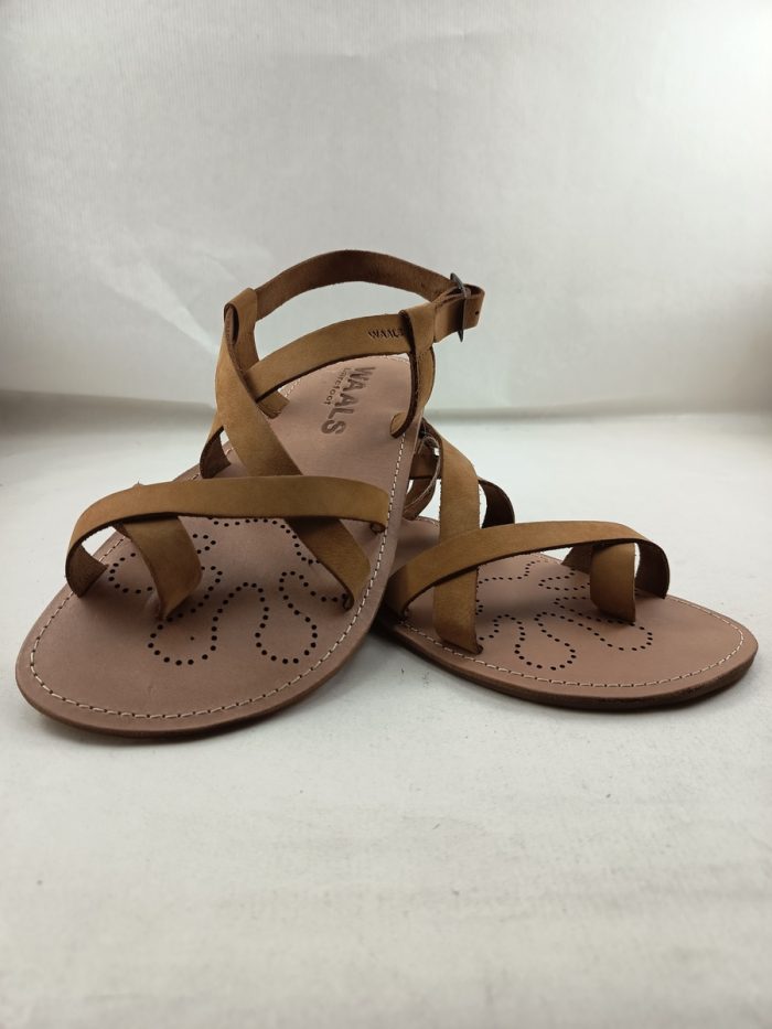 Sandalia barefoot  de piel camel con cierre de hebilla, Waals barefoot mod. Natur - Imagen 4