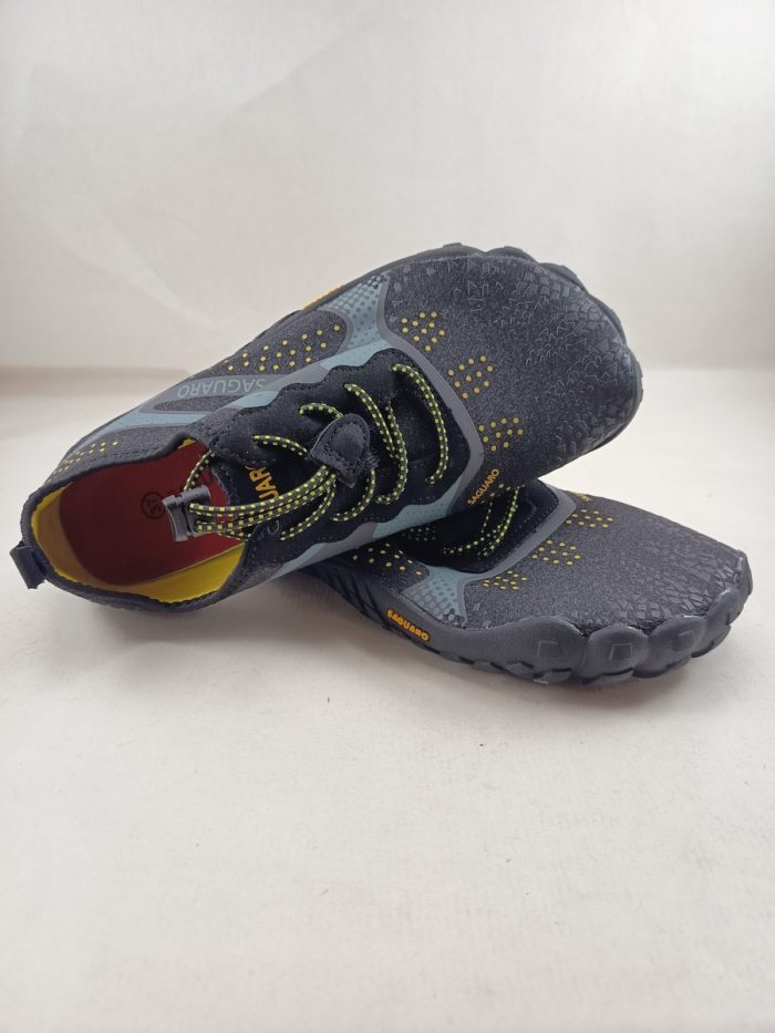 Zapato tipo pie de gato negro sin cierres, Saguaro mod. A32BK - Imagen 2