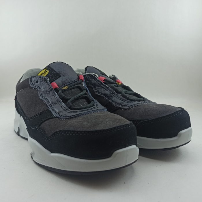 Diadora zapato de seguridad con horma especial para las mujeres - Imagen 2