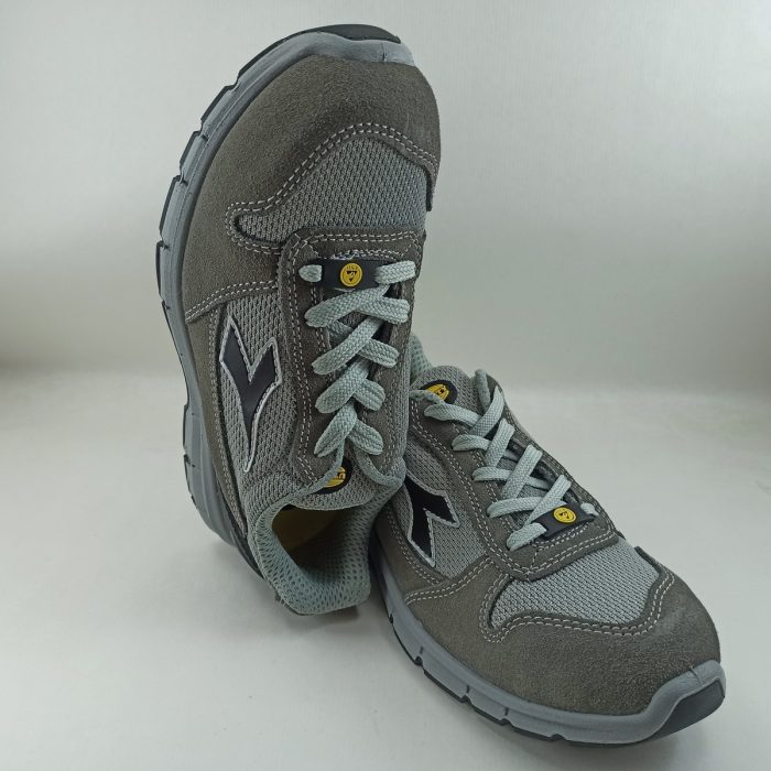Deportivo de seguridad gris Diadora con cordon run tex low 701-175305-0493