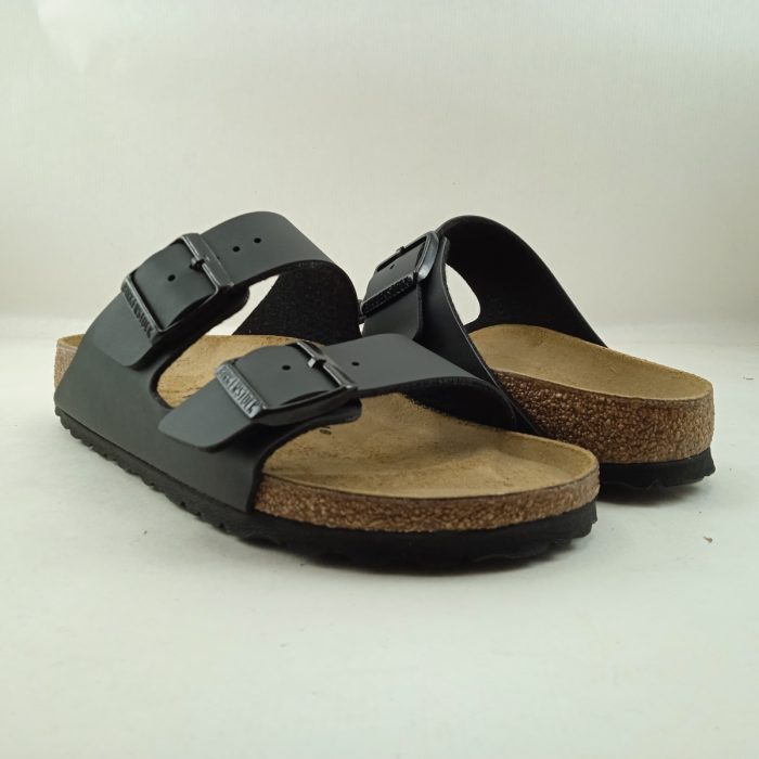 Chancla de piel negra con cierre de doble hebilla, Birkenstock mod. Arizona - Imagen 3