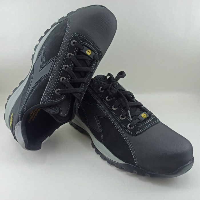 Deportivo de seguridad negro Diadora con cordon glove net low 701.173528 01 80013
