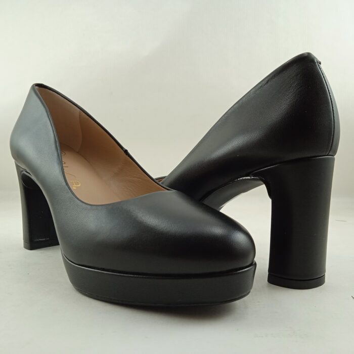 Zapato de vestir tipo salon negro de piel sin cierres, Unisa mod. Mareli - Imagen 3