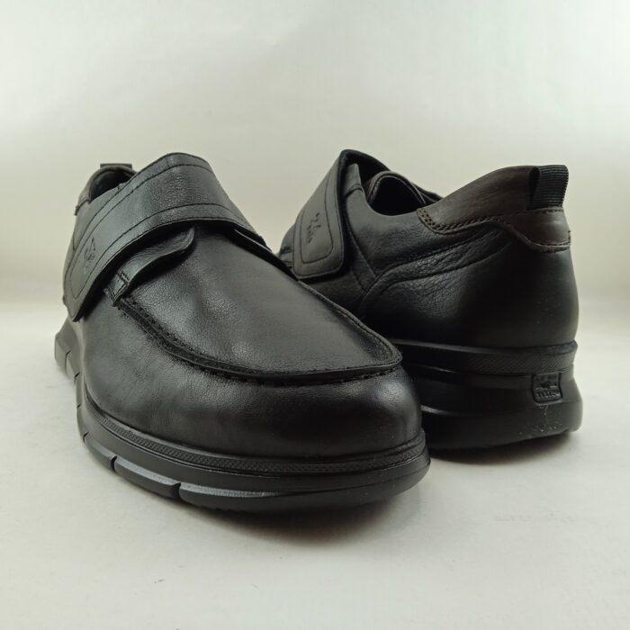 Zapato de piel negro con cierre de velcro, 24H mod. 11742 - Imagen 3