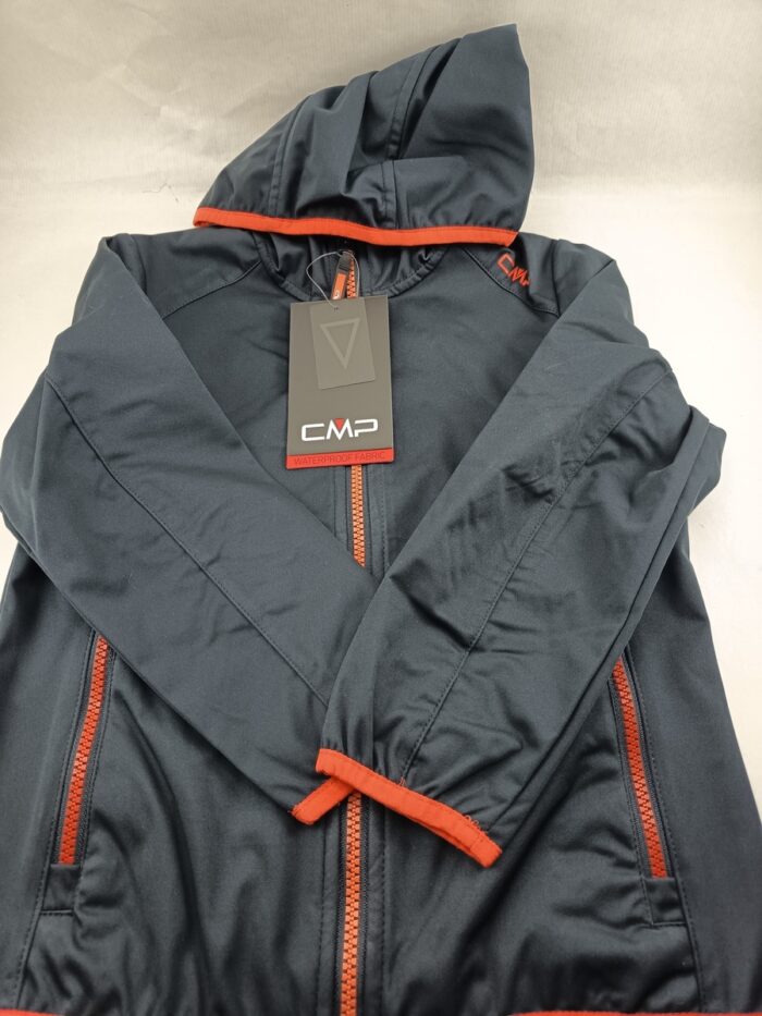 Chaqueta sintetica negra con cierre de cremallera, Cmp mod. 39A5115