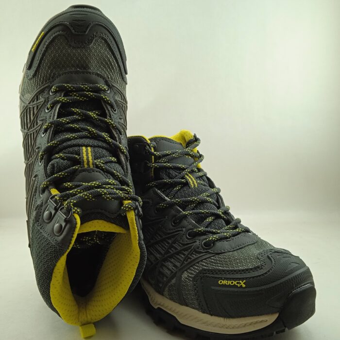 Bota treakking gris con cierre de cordon, Oriox mod. Bañares