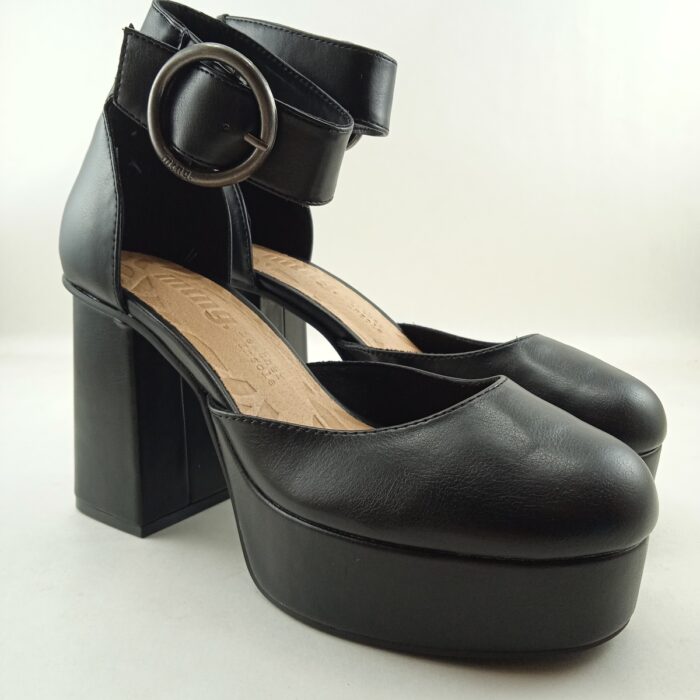 Zapato de vestir de piel negra con cierre de hebilla, Mustang mod. 53127 - Imagen 2