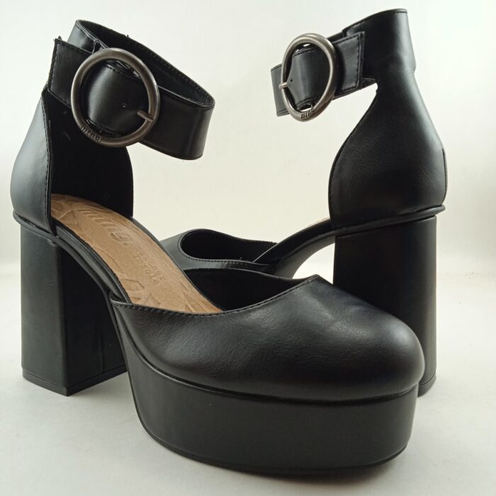 Zapato de vestir de piel negra con cierre de hebilla, Mustang mod. 53127 - Imagen 3
