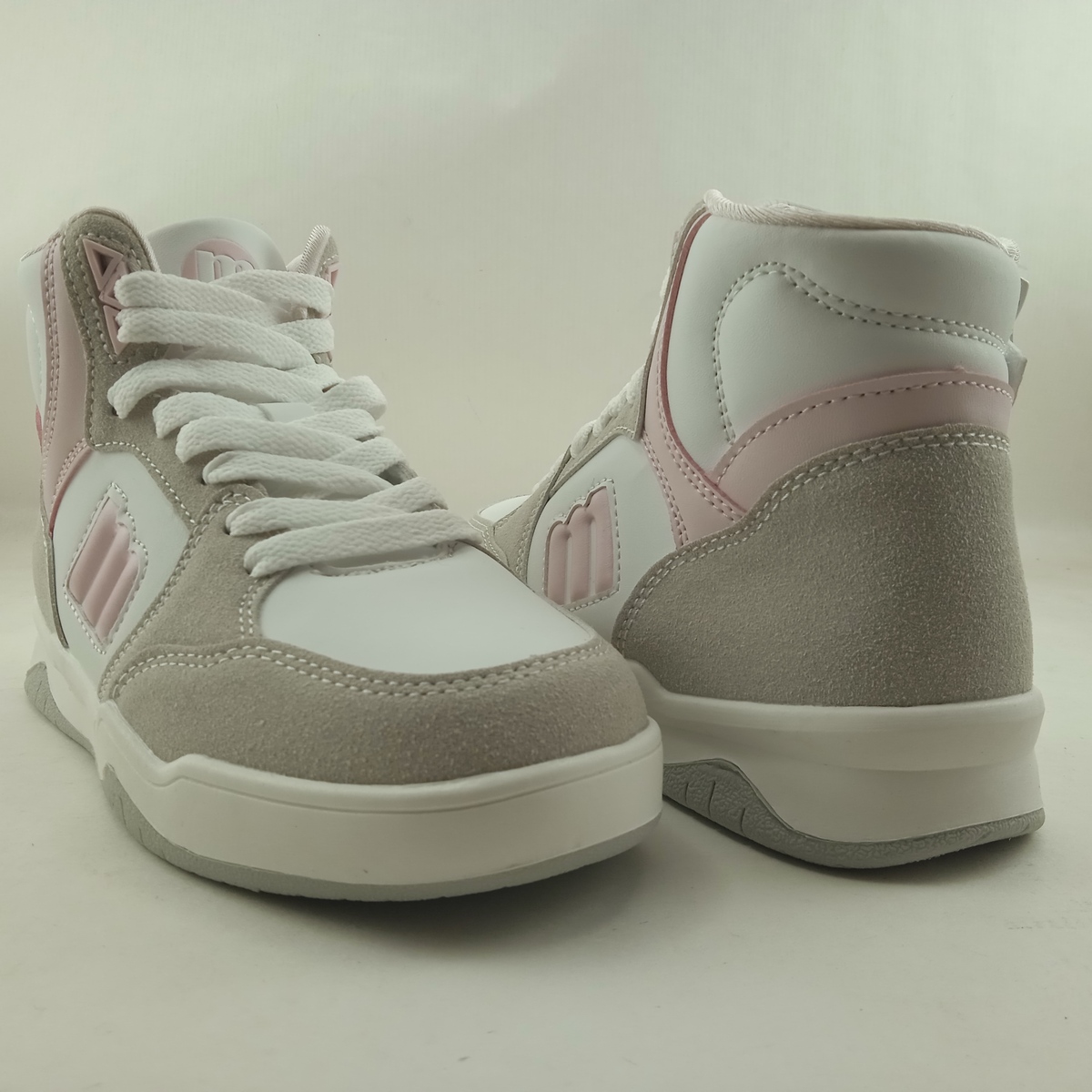 Semi-sport alto de piel combinada blanca y rosa con cierre de cordon, Mustang kids mod. 48816 - Imagen 3