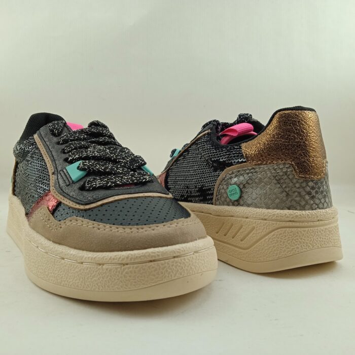 Semi-sport de piel negra con cierre de cordon, Gioseppo mod. 70543 - Imagen 3