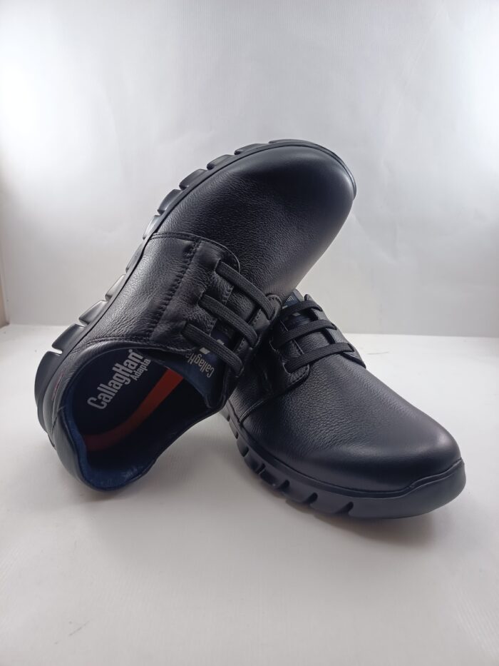Semi-sport de piel negro con cierre de cordon elastico, Callaghan mod. 42807 - Imagen 4