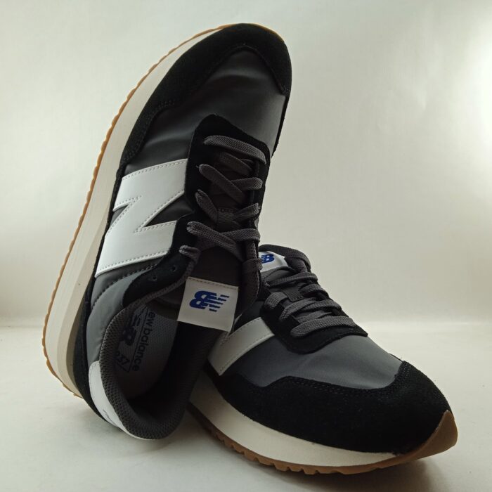 Semi-sport de ante y textil negro y gris con cierre de cordon, New balance mod. MS237GA