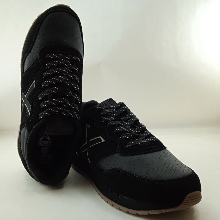 Semi-sport ante negro con cierre de cordon, Munich mod.4150204