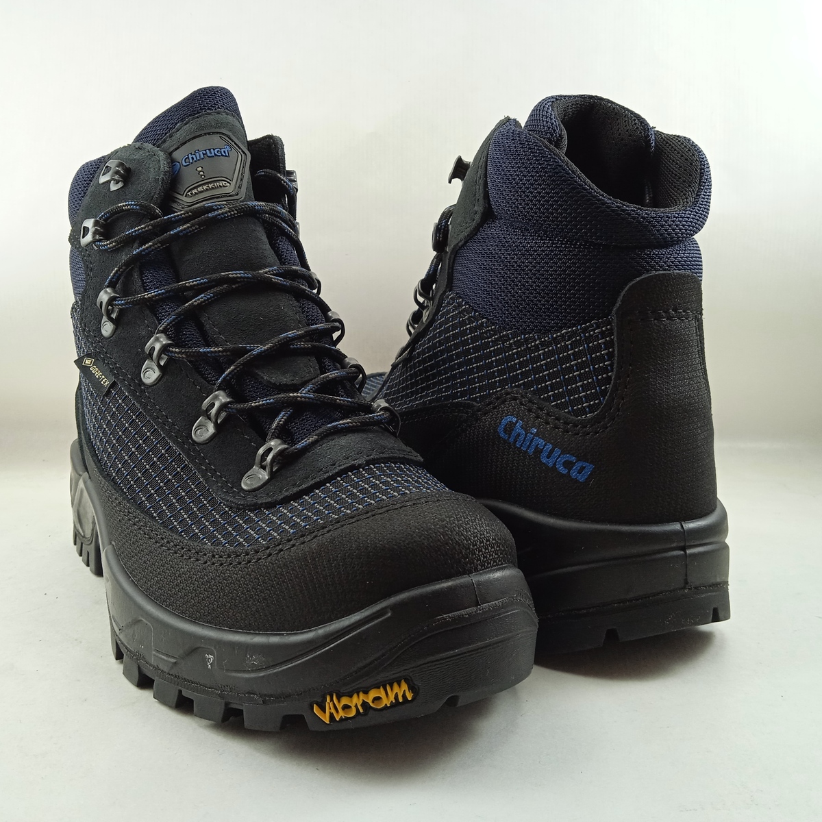 Bota trekking de piel negra con cierre de cordon, Chiruca mod. Jaguar 30 gtx - Imagen 3
