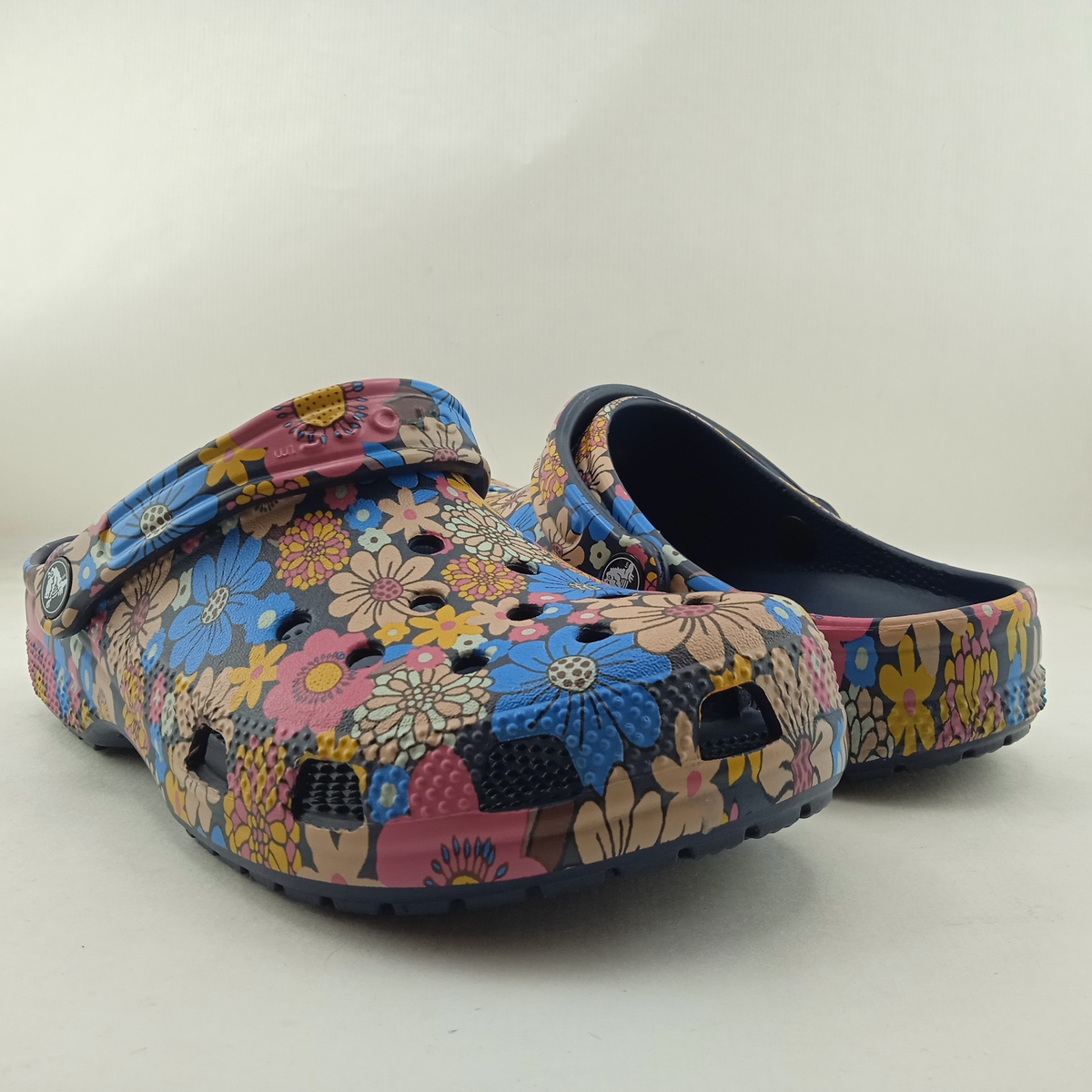 Croc sintetico multicolor sin cierres, Croc mod. 208954 - Imagen 3