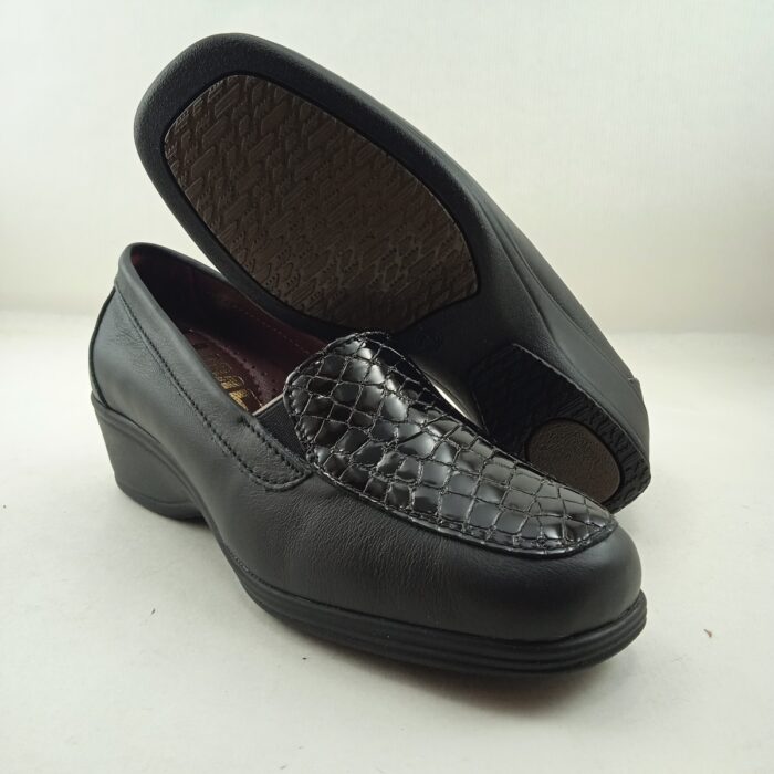 Mocasin de piel negra sin cierres, Lumel mod. 9090 - Imagen 4