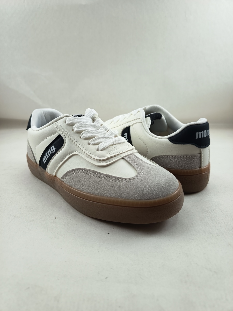 Semi-sport de piel blanca con cierre de cordon, Mustang kids mod. 48997