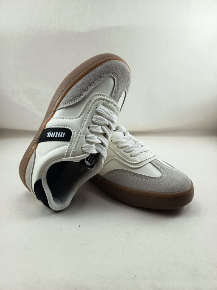 Semi-sport de piel blanca con cierre de cordon, Mustang kids mod. 48997 - Imagen 3
