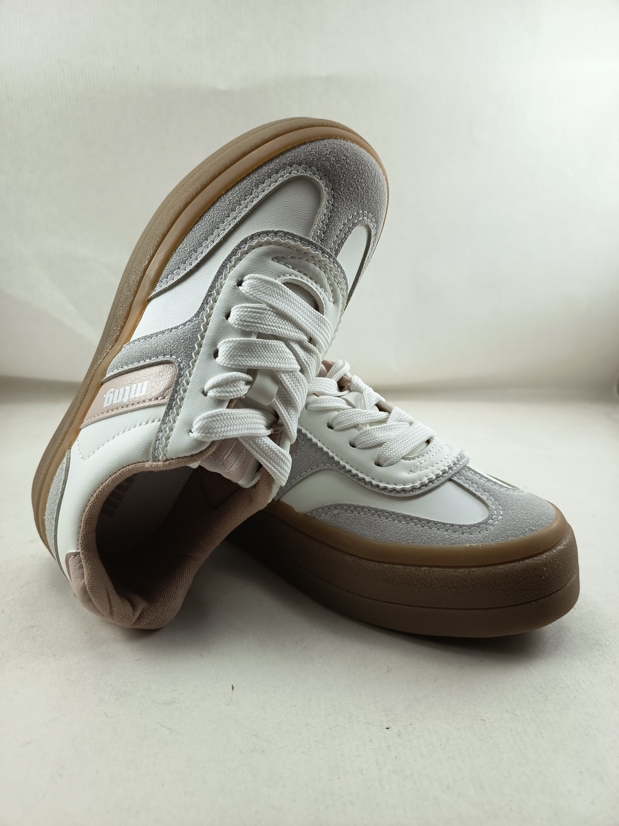 Semi-sport de piel blanco con cierre de cordon, Mustang kids mod.81198 - Imagen 4