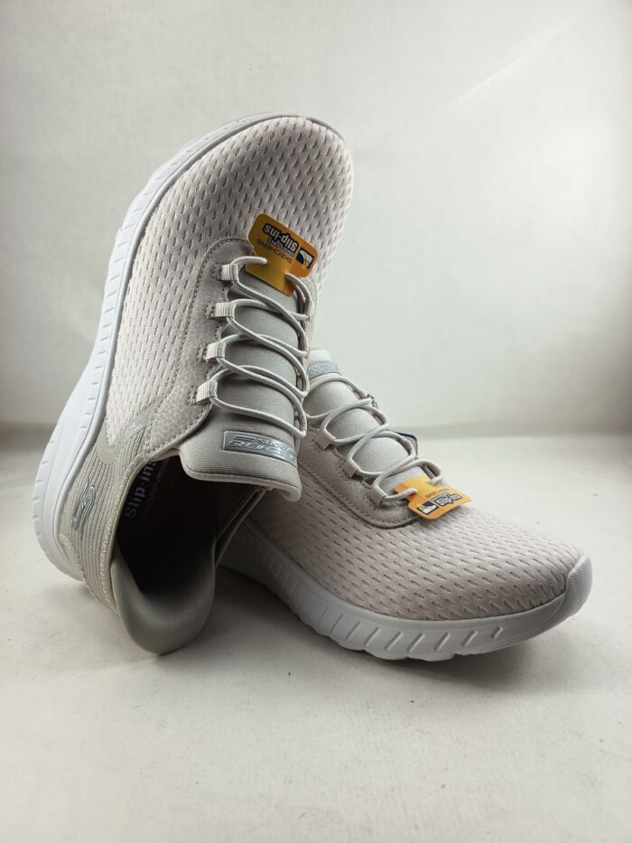 Semi-sport sintetico crema sin cierres, modelo sliping, Skechers mod. 117504