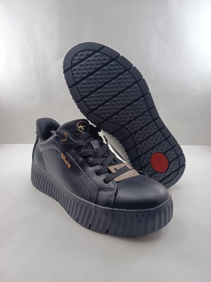 Semi-sport de piel negro con cierre de cordon, Tamaris confort mod. 83720 - Imagen 3