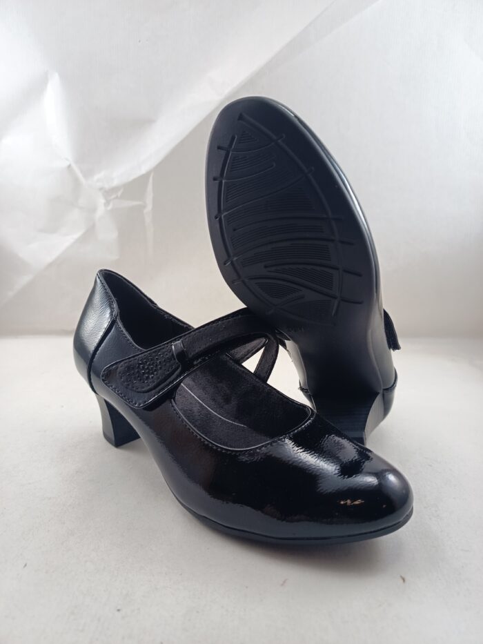 Zapato de vestir tipo salon con tira en empeine y cierre de velcro, Jana mod. 24465 - Imagen 3