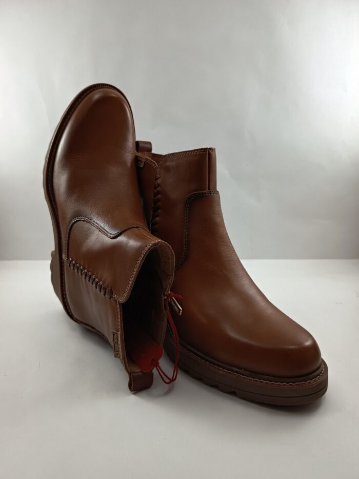 Bota de piel cuero con cierre de cremallera, Pikolinos mod. 8568C1 - Imagen 4