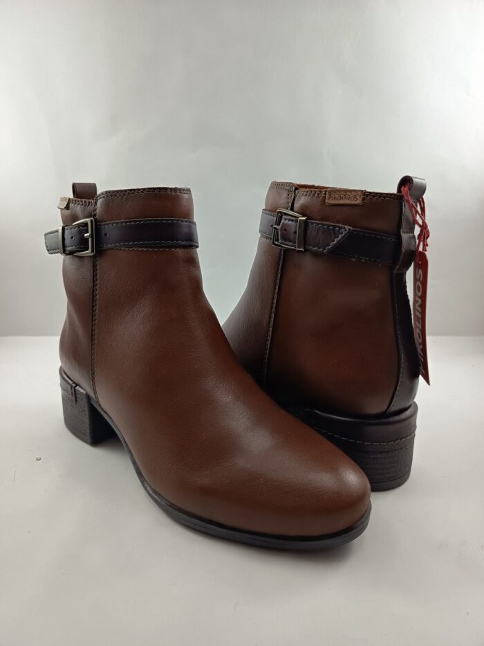 Bota de piel cuero con cierre de cremallera, Pikolinos mod. 8622C1 - Imagen 2