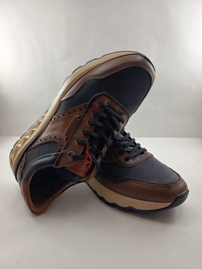 Semi-sport de piel negro con cierre de cordon, Pikolinos mod. 6380C1