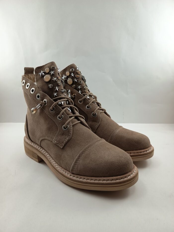 Bota de ante camel con cierre de cremallera, Alma en pena mod. 1000