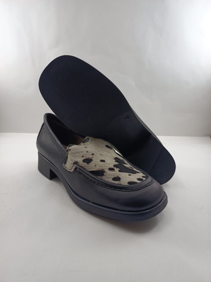 Mocasin de piel negro sin cierres, Wikers mod. Q-231 - Imagen 3