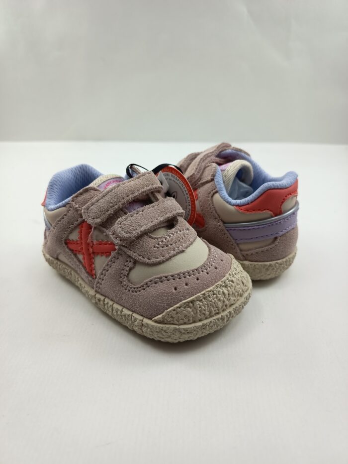 Semi-sport de piel rosa con cierre de velcros, Munich mod. 8172625 - Imagen 2
