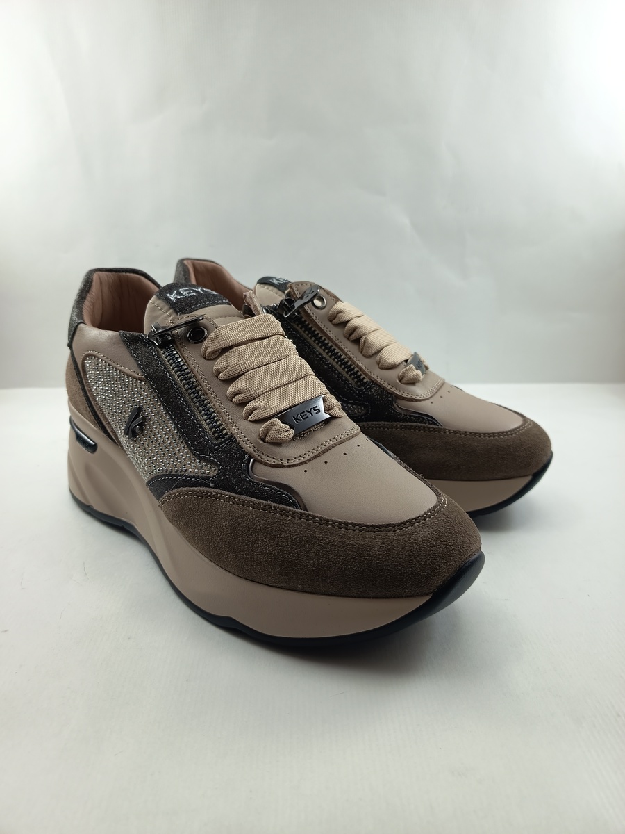 Semi-sport de piel crema con cierre de cordon y cremallera, Keys mod. 11251