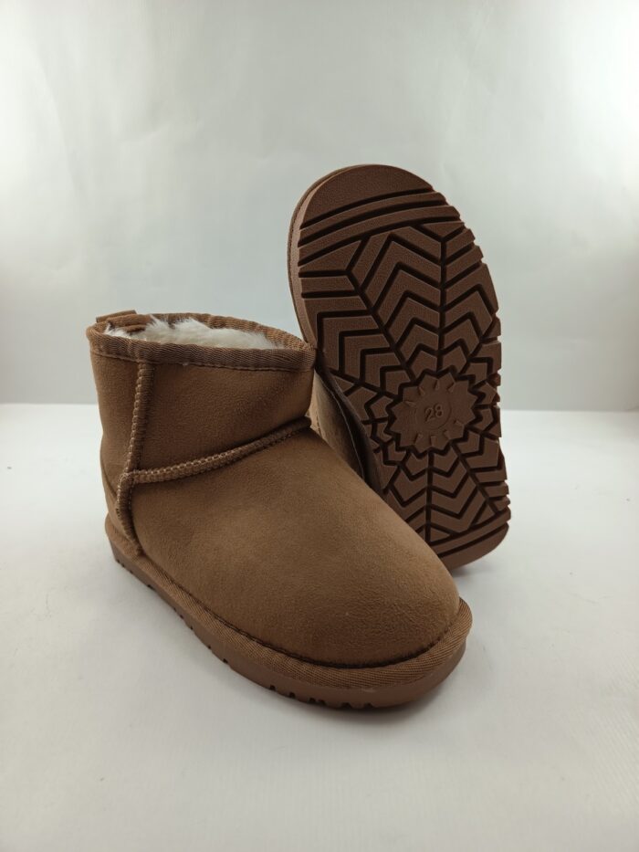 Bota de ante cuero tipo australiana sin cierres, Gioseppo mod. 76779 - Imagen 4