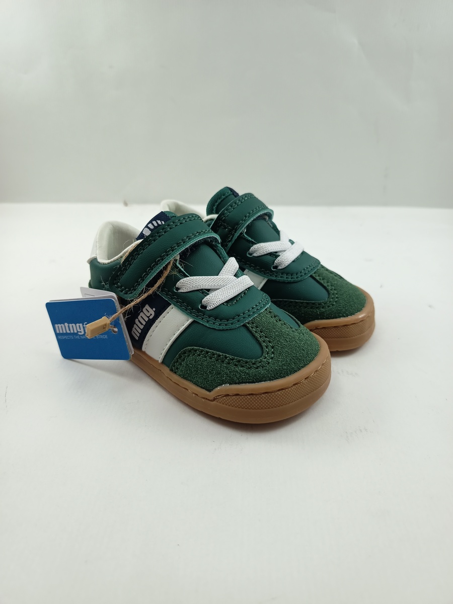 Semi-sport de piel verde con cierre de velcro, Mustang kids mod. 49060
