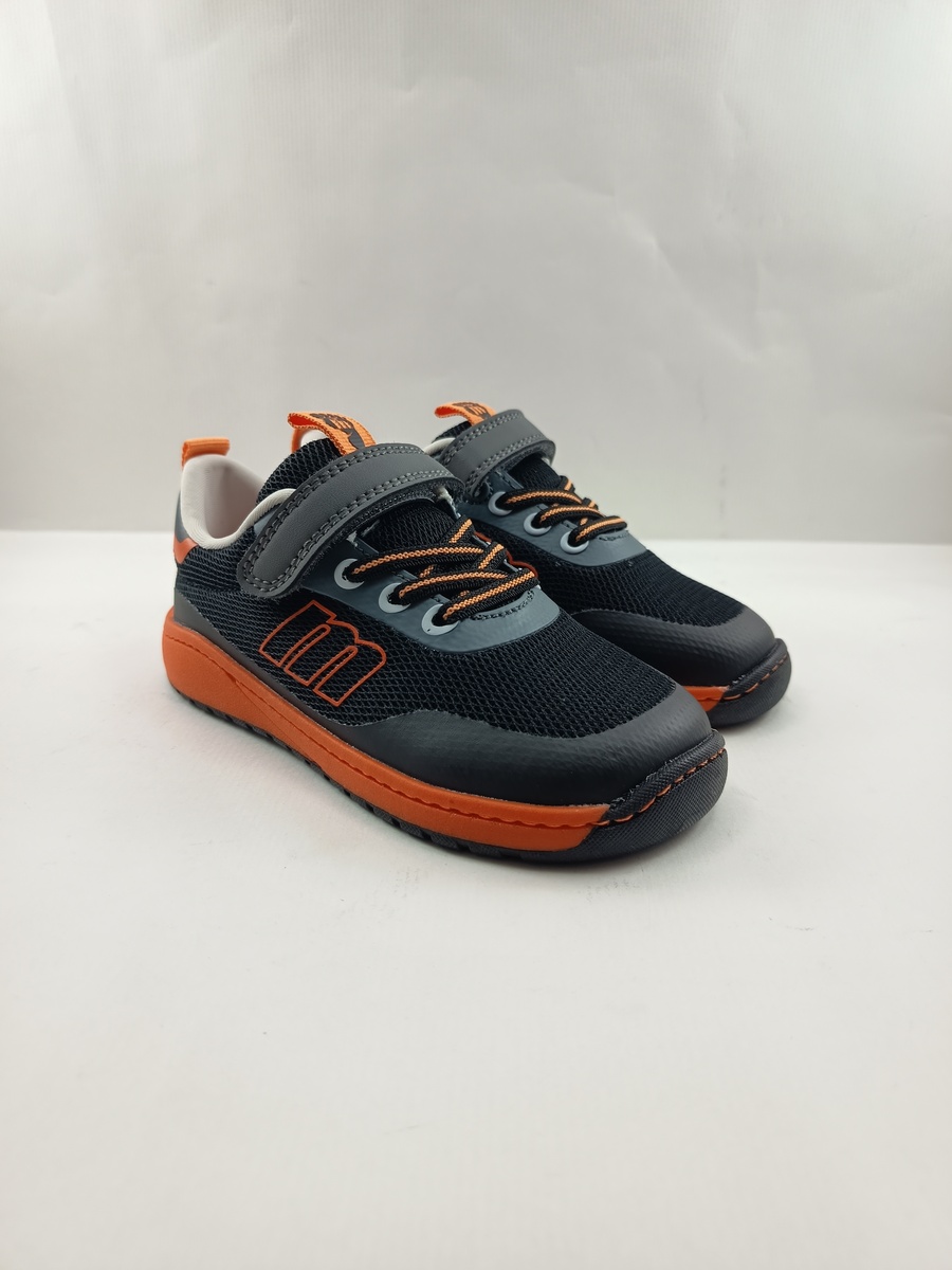 Semi-sport de piel negro con cierre de velcro, Mtng kids mod. 49045 - Imagen 2