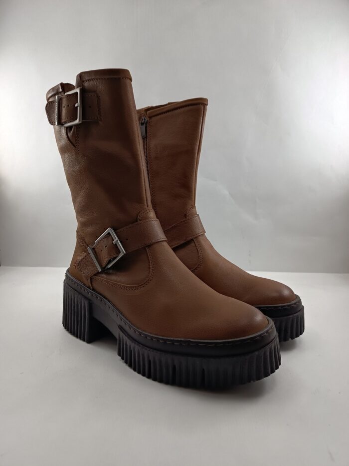 Bota de piel cuero con cierre de cremallera, Art mod. 1397