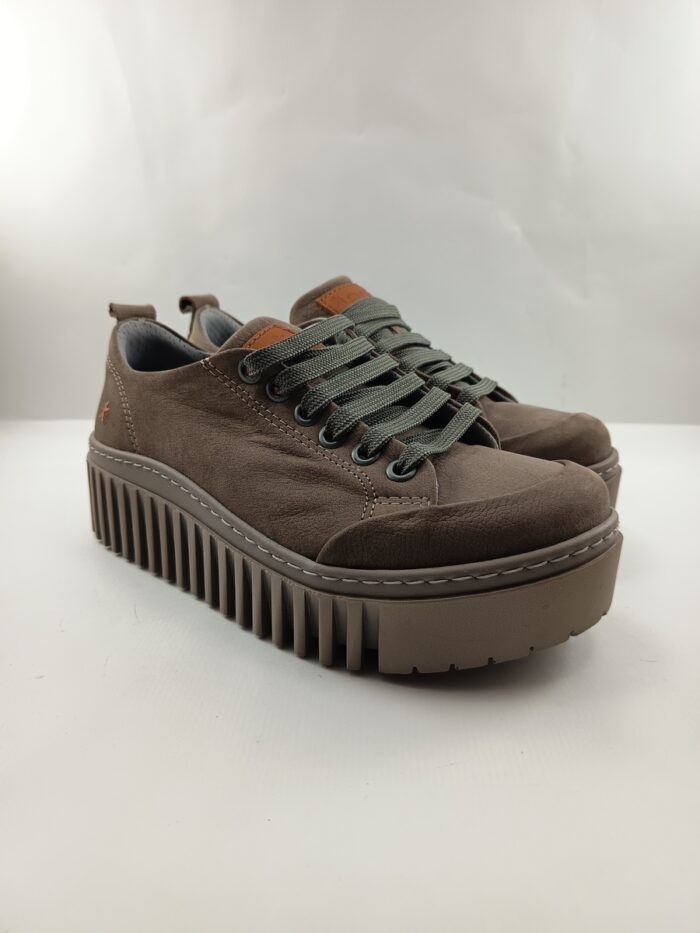 Semi-sport de piel taupe con cierre de cordon, Art mod. 1535 - Imagen 2