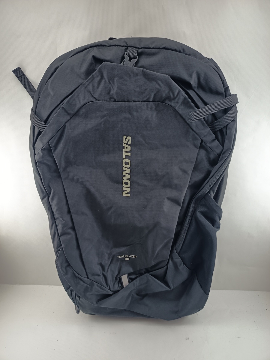 Mochila de sport sintetico negra con cierres de cremallera, Salomon mod. LC2183200