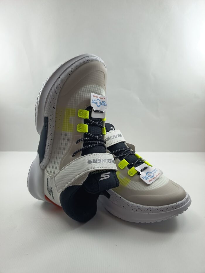 Semi-sport de piel blanco con cierre de velcro, Skechers mod. 406068 - Imagen 4