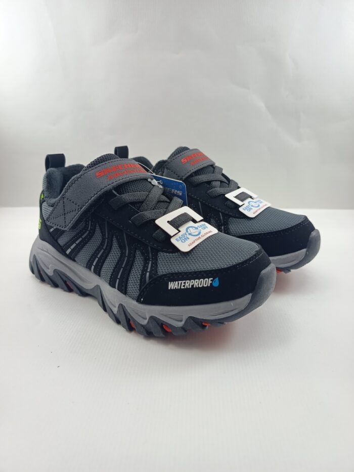 Semi-sport sintetico negro con cierre de velcro, Skechers mod. 406411 - Imagen 2